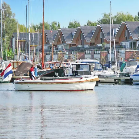 House In 452 Uitgeest